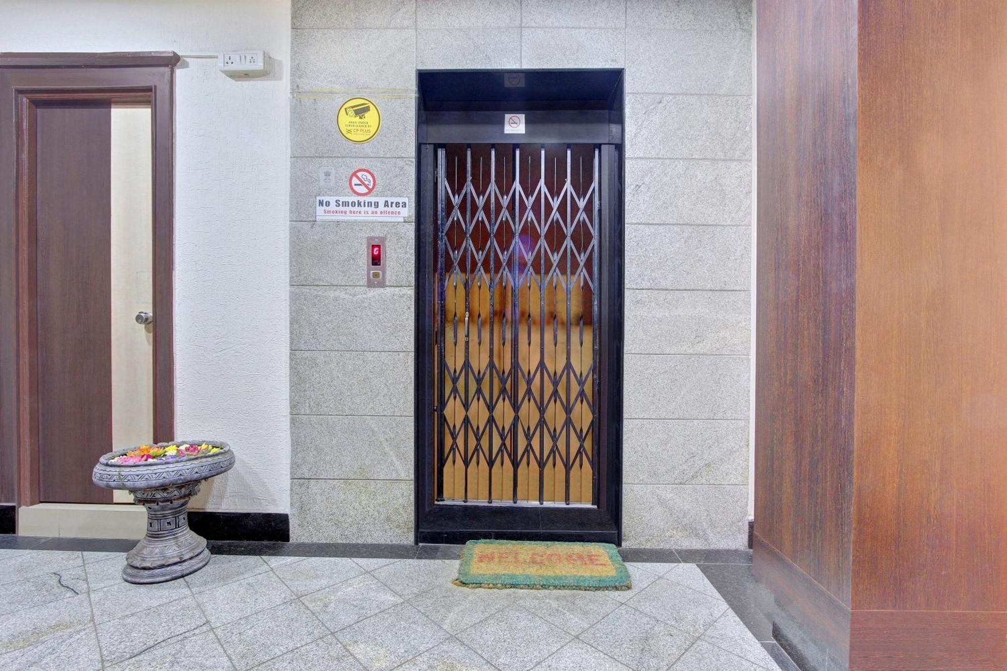 Super Collection O Alekhya Residency Otel Haydarabad Dış mekan fotoğraf